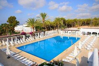 Ferien im Cala Llenya Resort Ibiza - hier günstig online buchen