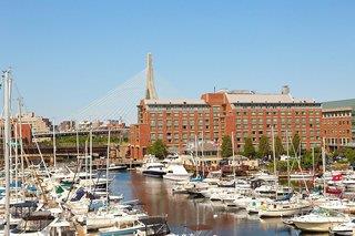 Ferien im Residence Inn by Marriott Boston Harbor on Tudor Wharf - hier günstig online buchen