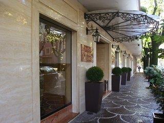 Ferien im Ambasciatori Place Hotel  - hier günstig online buchen