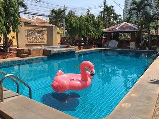Ferien im Riviera Resort Pattaya - hier günstig online buchen