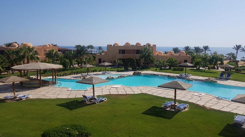 Ferien im Wadi Lahmy Azur Resort Berenice - hier günstig online buchen