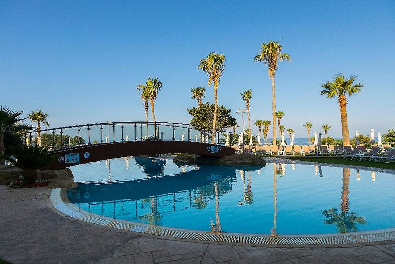 Ferien im Leonardo Laura Beach & Splash Resort - hier günstig online buchen