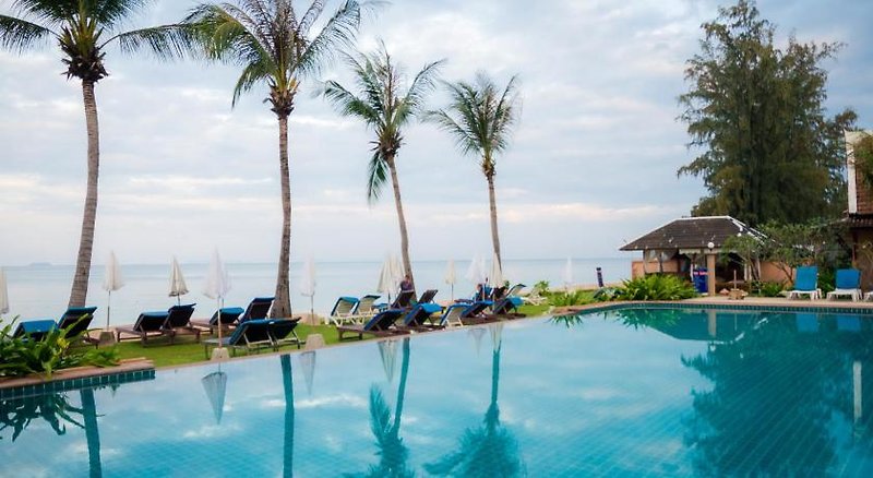 Ferien im Lanta Casuarina Beach Resort - hier günstig online buchen