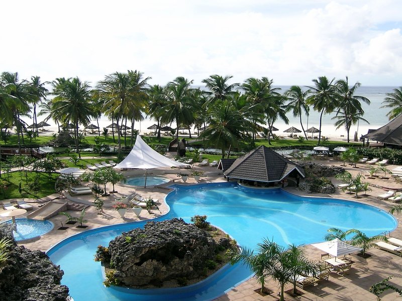 Ferien im Diani Reef Beach Resort & Spa - hier günstig online buchen