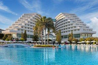 günstige Angebote für Miracle Resort Hotel
